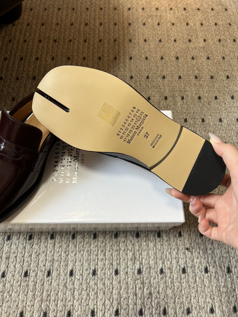 ma1s0n Marg*e1a loafers